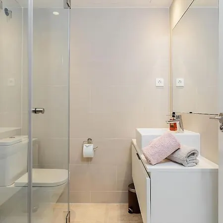 Deluxe 2 Bed