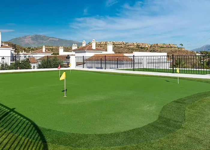 Апартаменты Deluxe 2 Bed *